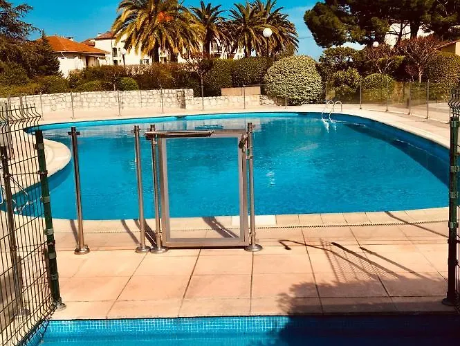 Antibes Secured Parc Velusine With Private Parking, Terrace, Pools And Tennis Courts.